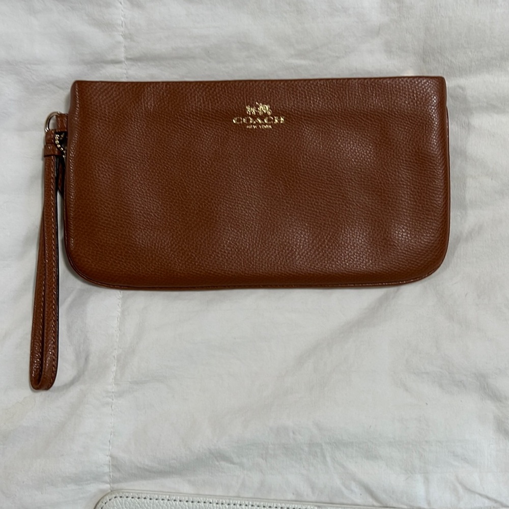 Coach Saddle Brown Leather Clutch - Goldtone Hardware - Leather Wristlet